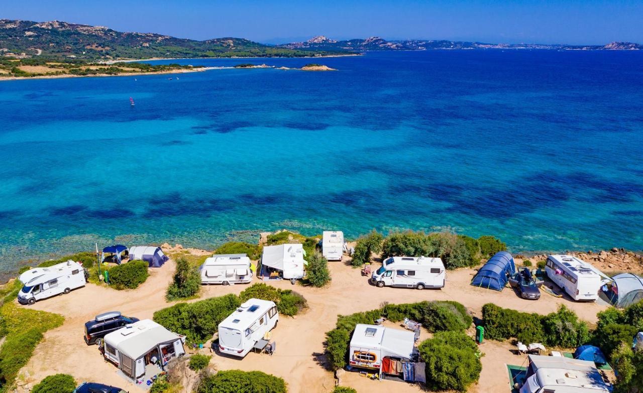 Centro Vacanze Isuledda Канниджионе Экстерьер фото