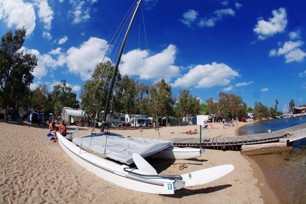 Centro Vacanze Isuledda Канниджионе Экстерьер фото