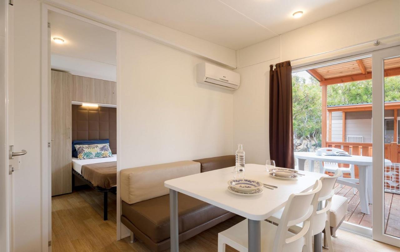Centro Vacanze Isuledda Канниджионе Экстерьер фото