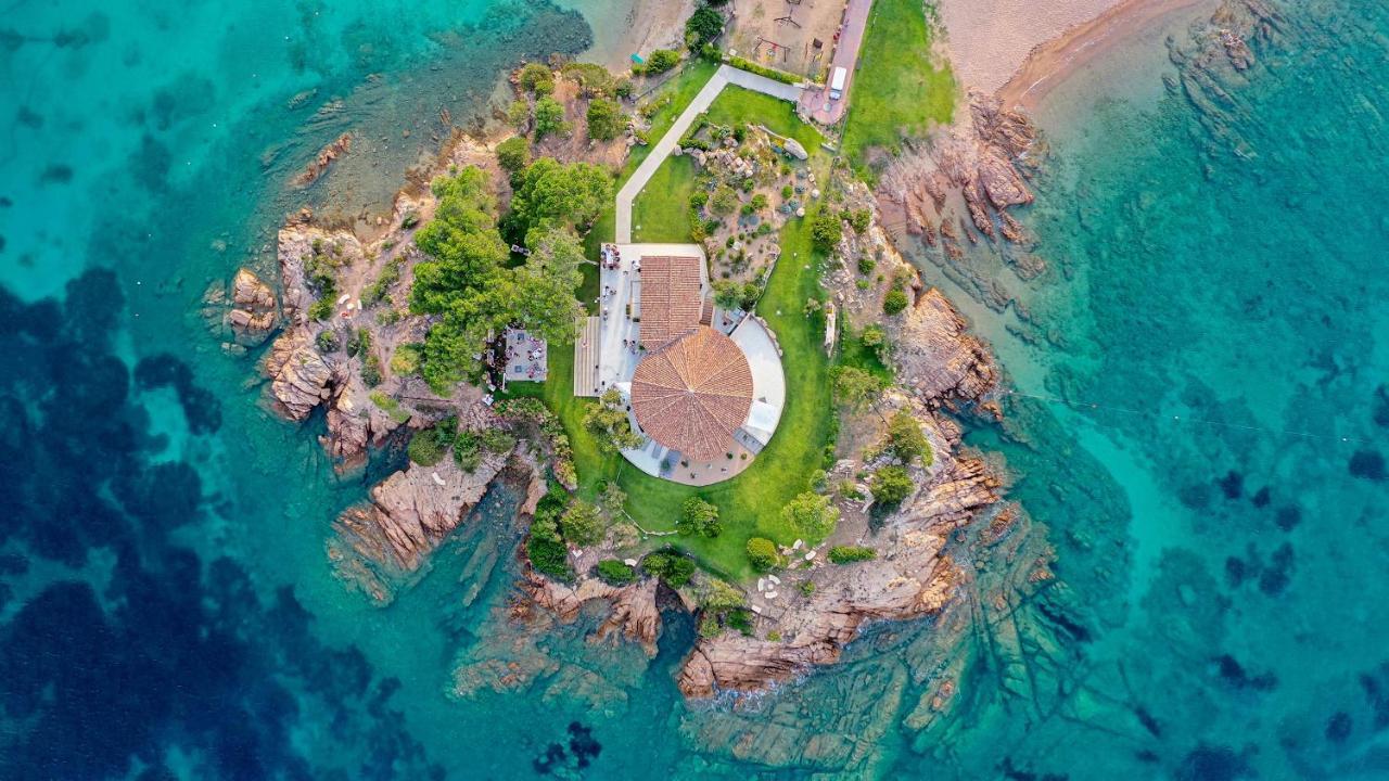 Centro Vacanze Isuledda Канниджионе Экстерьер фото
